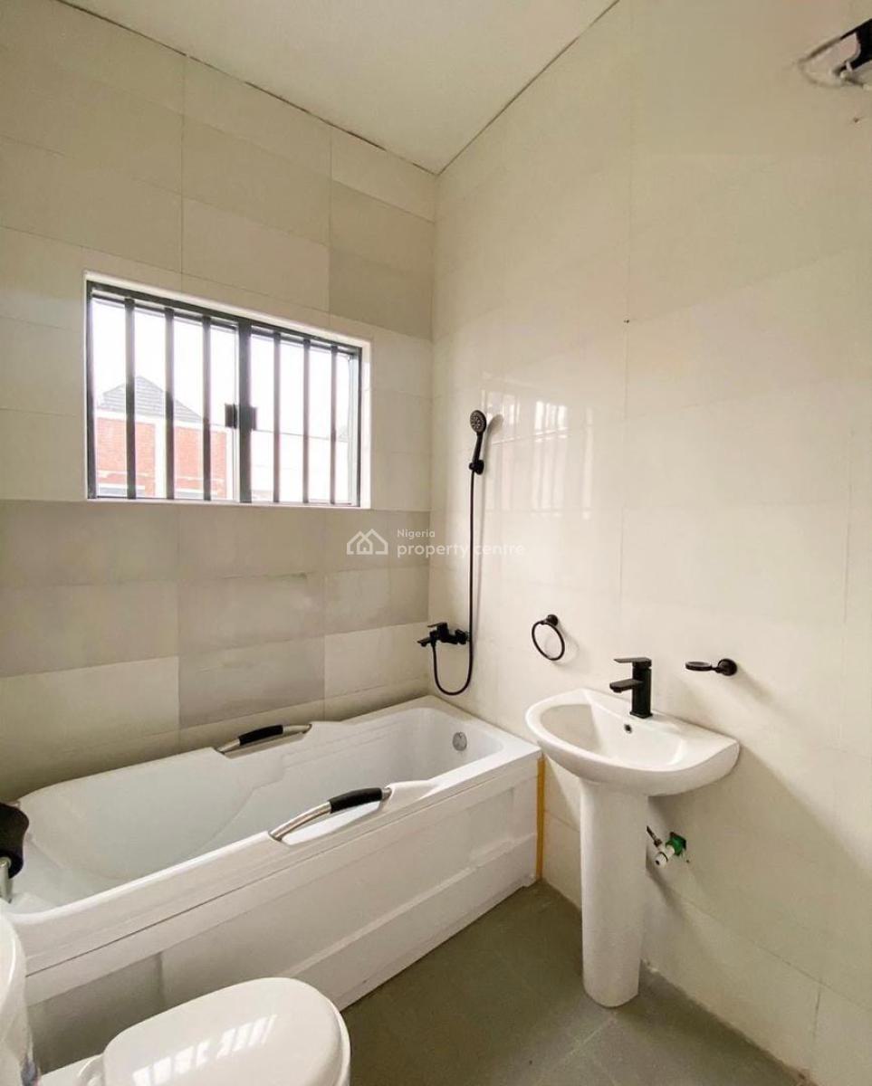 Lovely 4 Bedroom Semi-detached, Orchid Road, Lekki, Lagos, Semi-detached Duplex for Rent