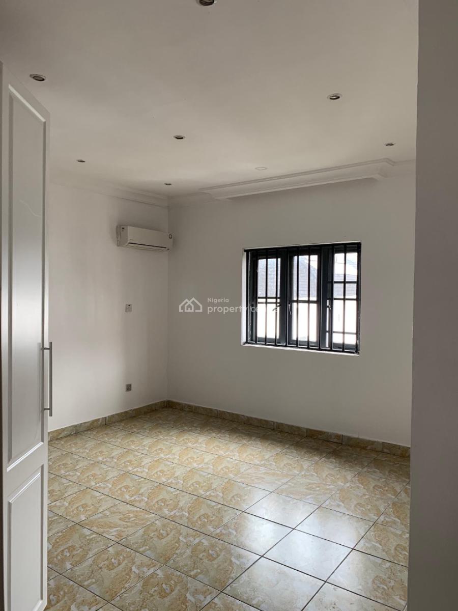 Luxury 4bedroom, Chevron, Lekki, Lagos, Terraced Duplex for Rent