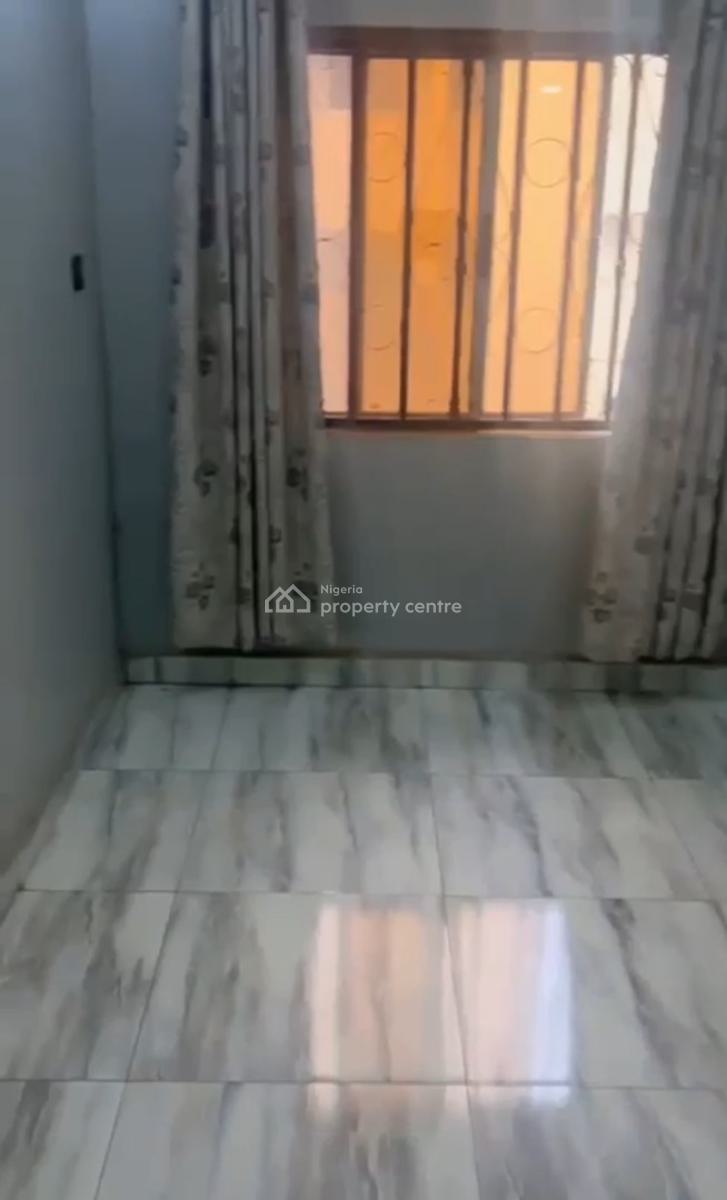 Standard 2 Bedroom Apartment, Inside a Well Developed and Secured Estate in Gaduwa District, Gaduwa, Abuja, Flat / Apartment for Sale