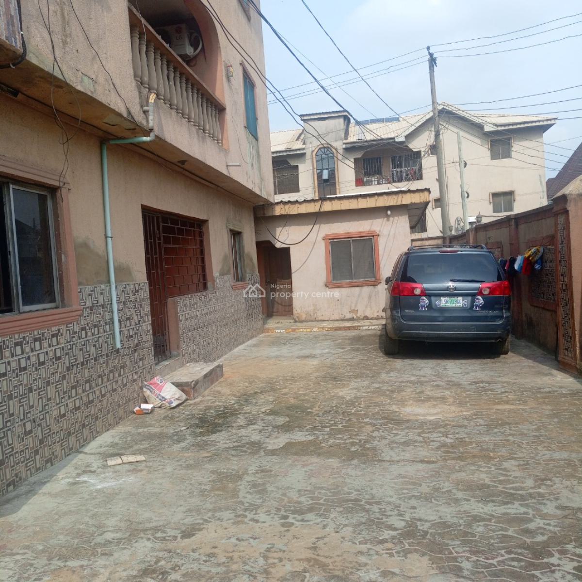 Nice and Spacious 3bedroom Flat in Surulere, Off Brown Road Surulere Lagos, Aguda, Surulere, Lagos, Flat / Apartment for Rent
