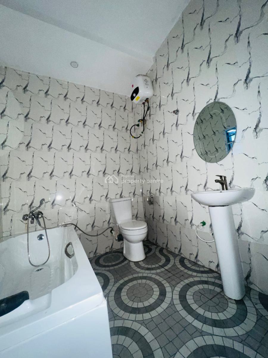 Beautiful 3 Bedroom Apartment in an Estate and Very Close to Express, Abijo Gra, Abijo, Lekki, Lagos, Flat / Apartment for Rent