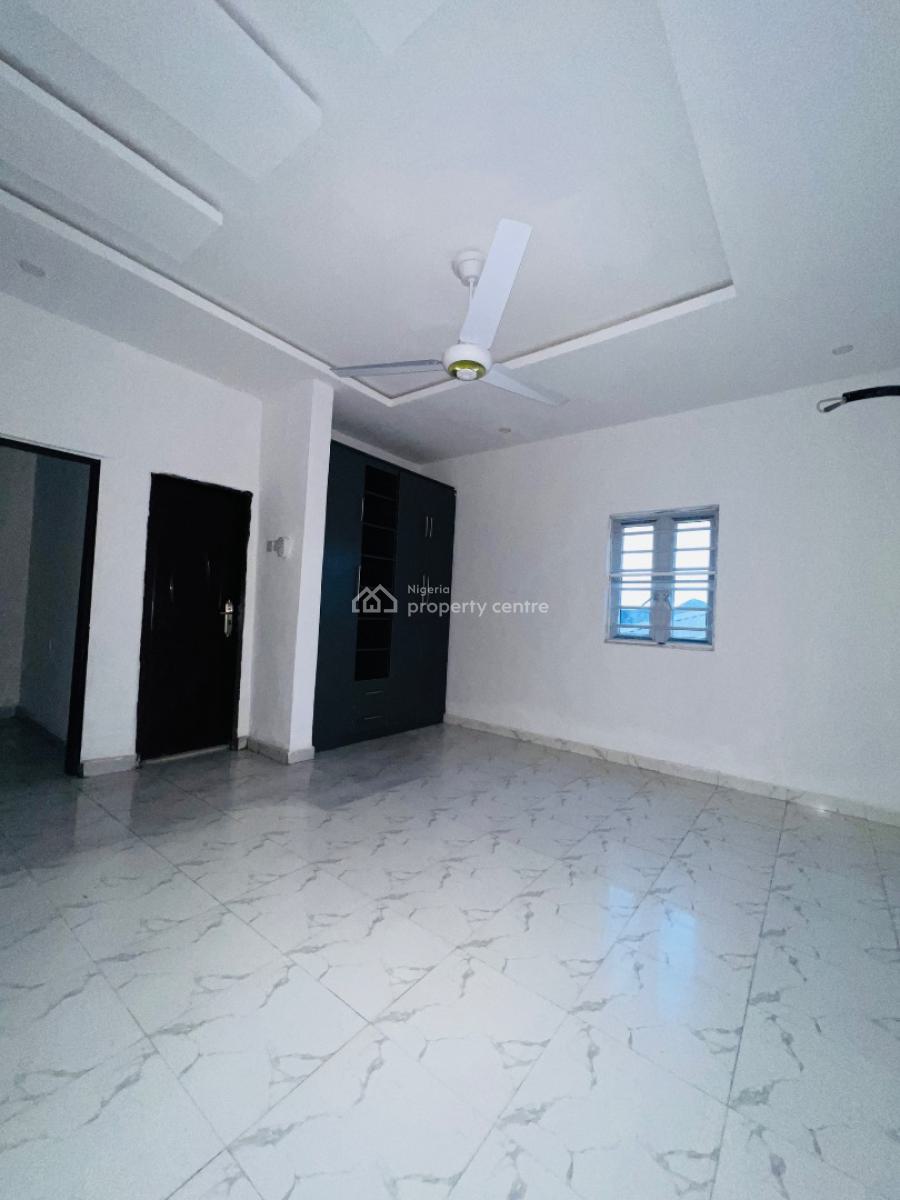 Beautiful 3 Bedroom Apartment in an Estate and Very Close to Express, Abijo Gra, Abijo, Lekki, Lagos, Flat / Apartment for Rent