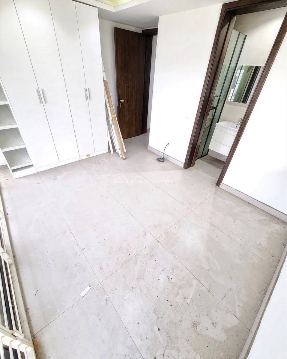 Beautiful 3br Apartment in Lekki Phase 1, Lekki Phase 1, Lekki, Lagos, Flat / Apartment for Sale