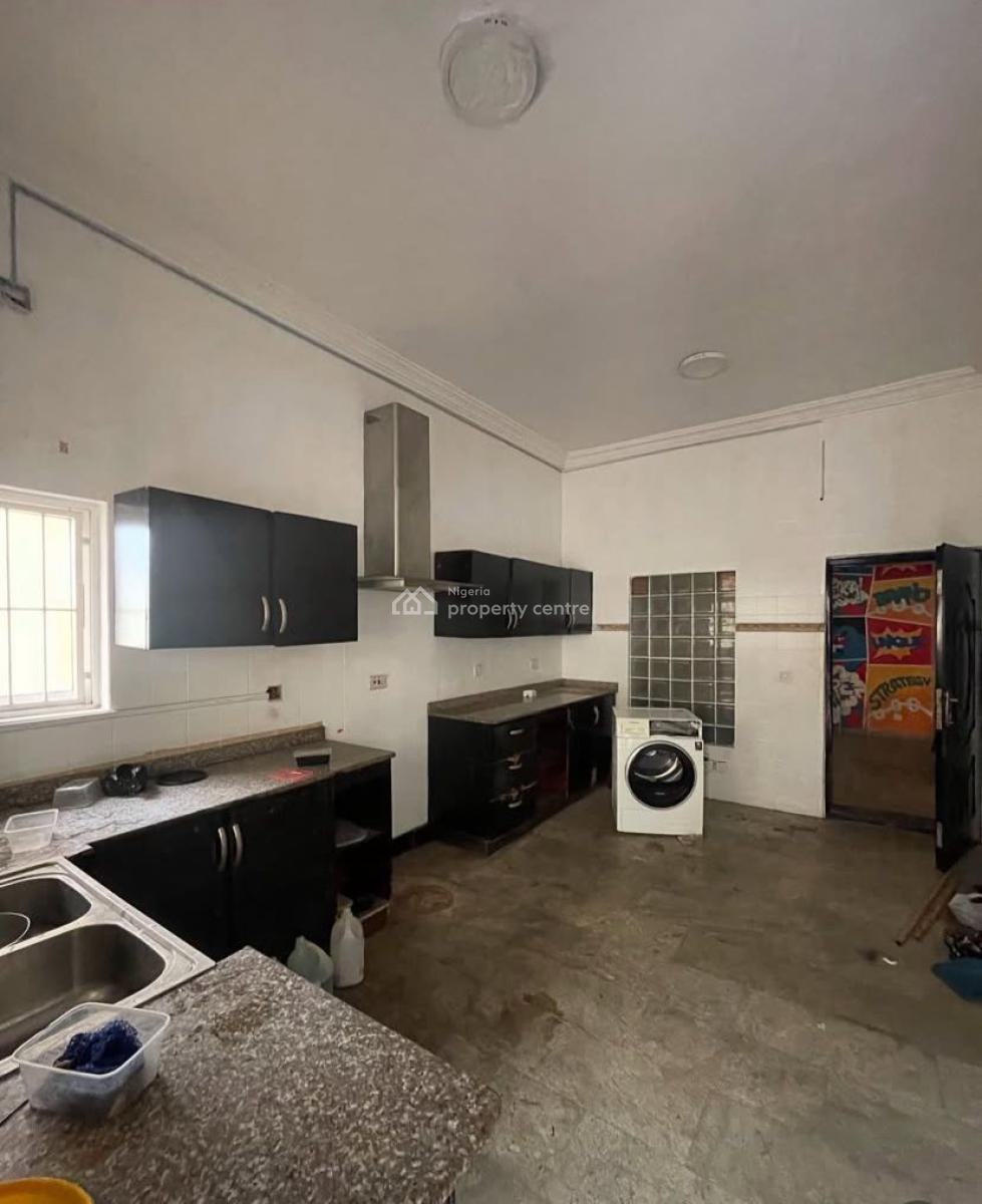 4 Bedroom Semi-detached Duplex, Lekki Phase 1, Lekki Phase 1, Lekki, Lagos, Semi-detached Duplex for Rent