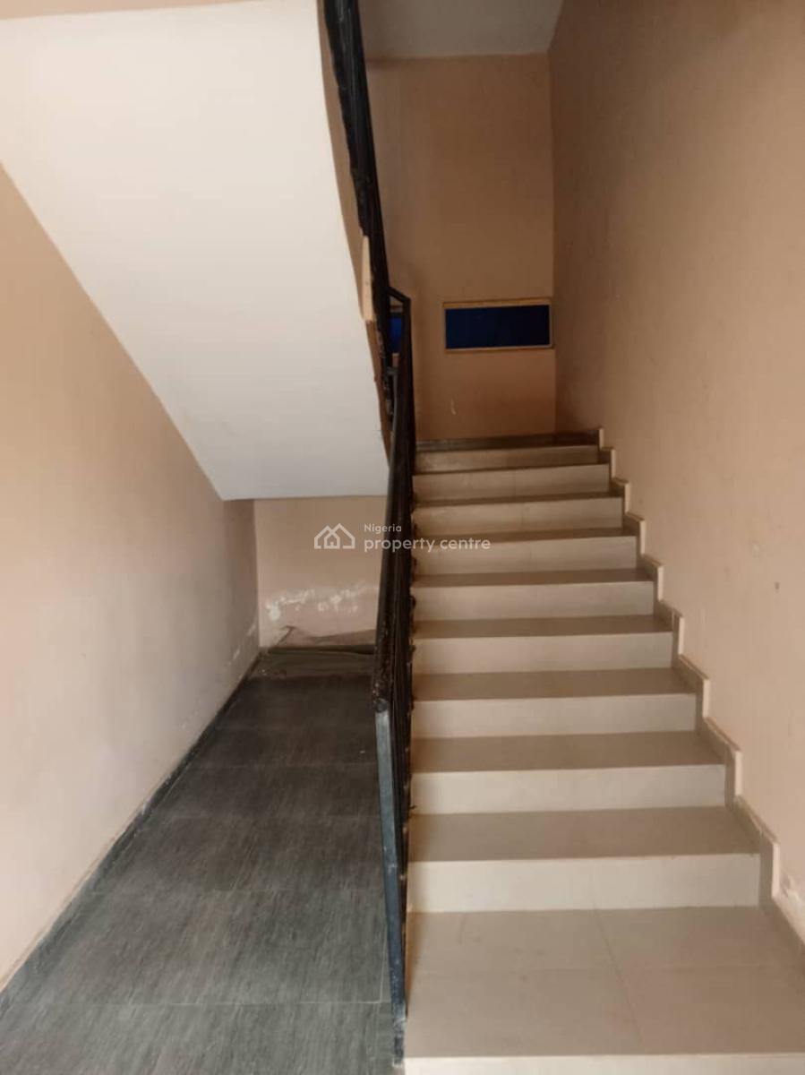 2 Bed Apartment, Lugbe District, Abuja, Flat / Apartment for Rent