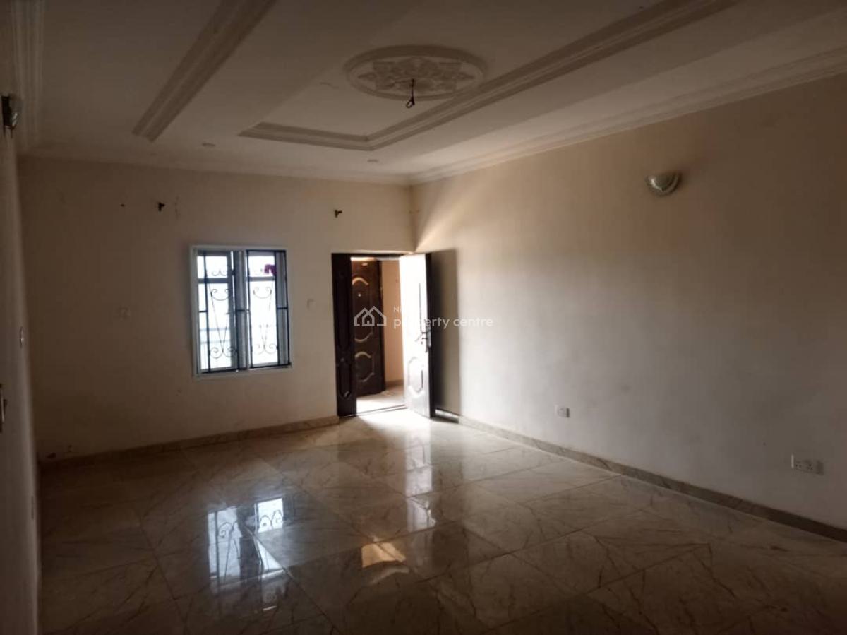 2 Bed Apartment, Lugbe District, Abuja, Flat / Apartment for Rent