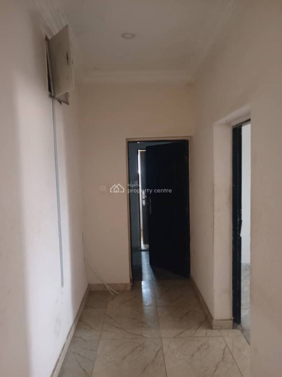 2 Bed Apartment, Lugbe District, Abuja, Flat / Apartment for Rent