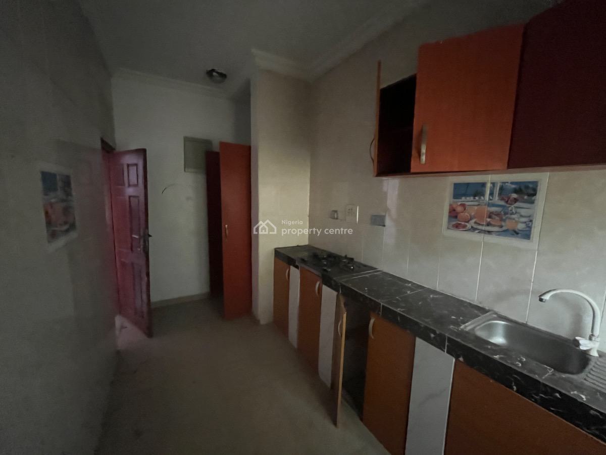 2 Bedroom All Roomen-suite, Gra Phase 1, Magodo, Lagos, Flat / Apartment for Rent