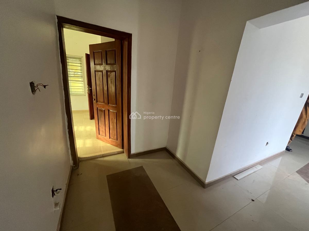 2 Bedroom All Roomen-suite, Gra Phase 1, Magodo, Lagos, Flat / Apartment for Rent