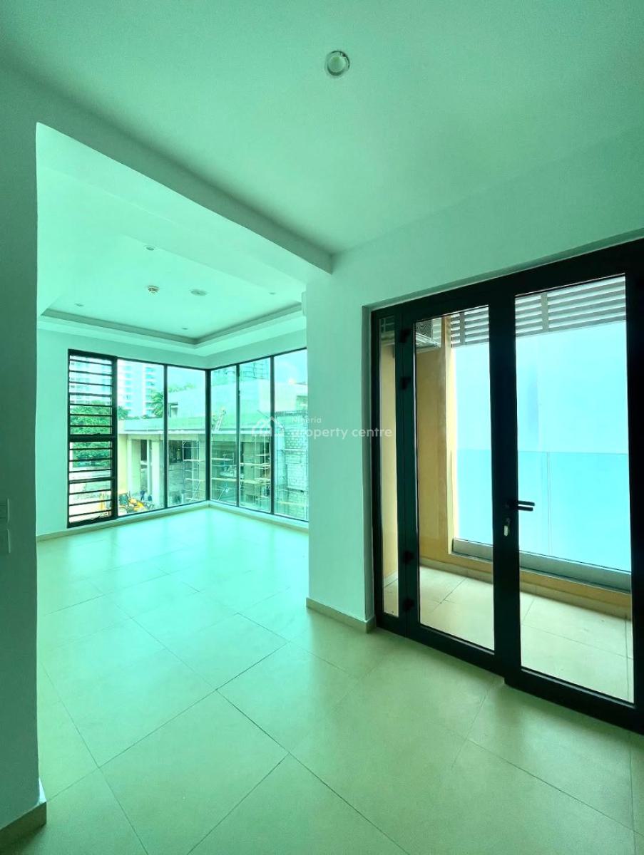 Beautiful 3-bedroom Apartment with Bq in The Heart of Ikoyi, Off Alfred Rewane Road, Ikoyi, Lagos, Flat / Apartment for Sale