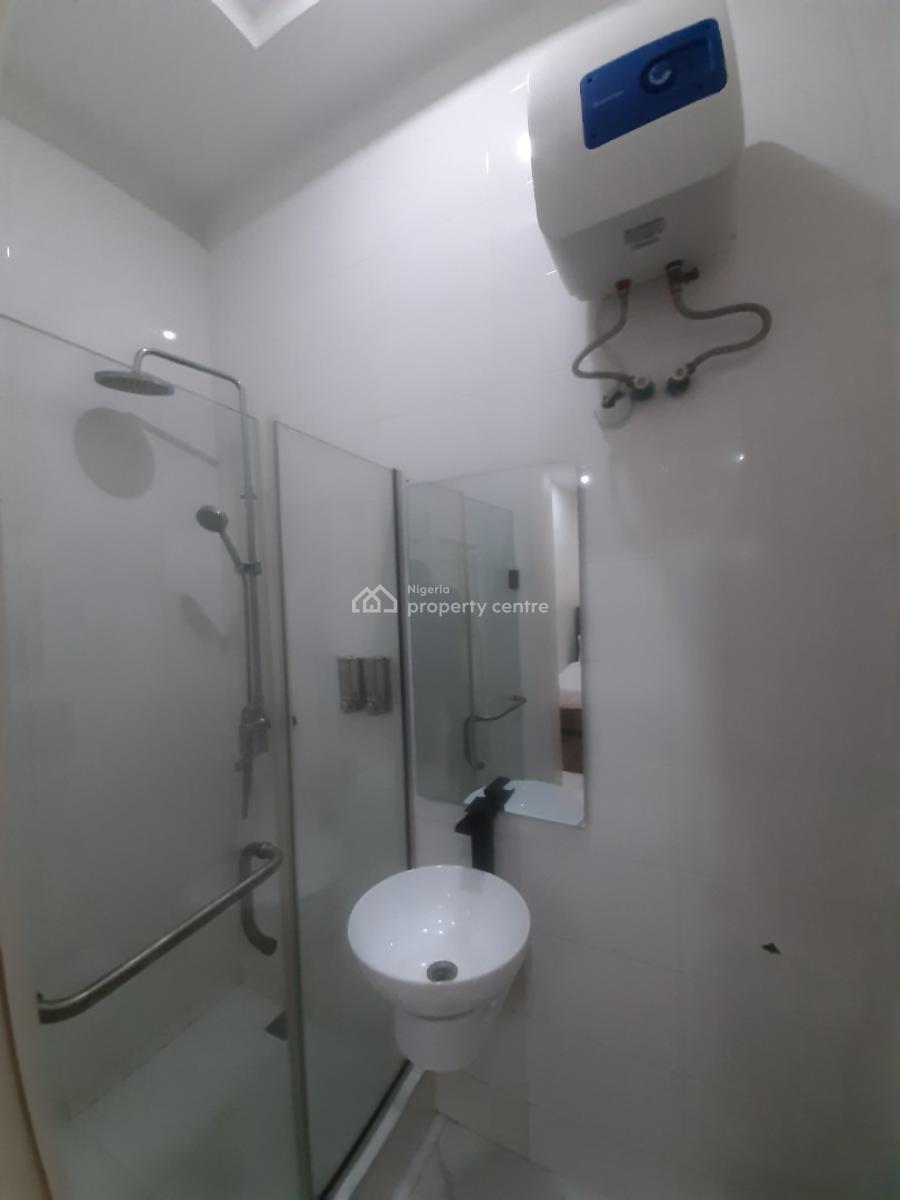 2, Lekki Phase 1, Lekki, Lagos, Flat / Apartment for Rent