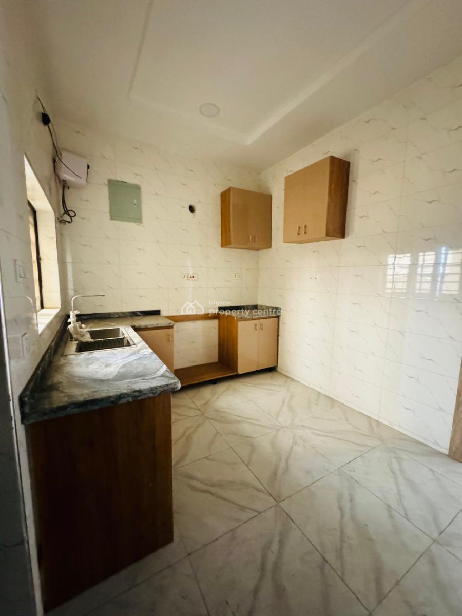 Exquisitely Built 4 Bedroom Terrace Duplex with Bq, Surulere, Lagos, Terraced Duplex for Sale