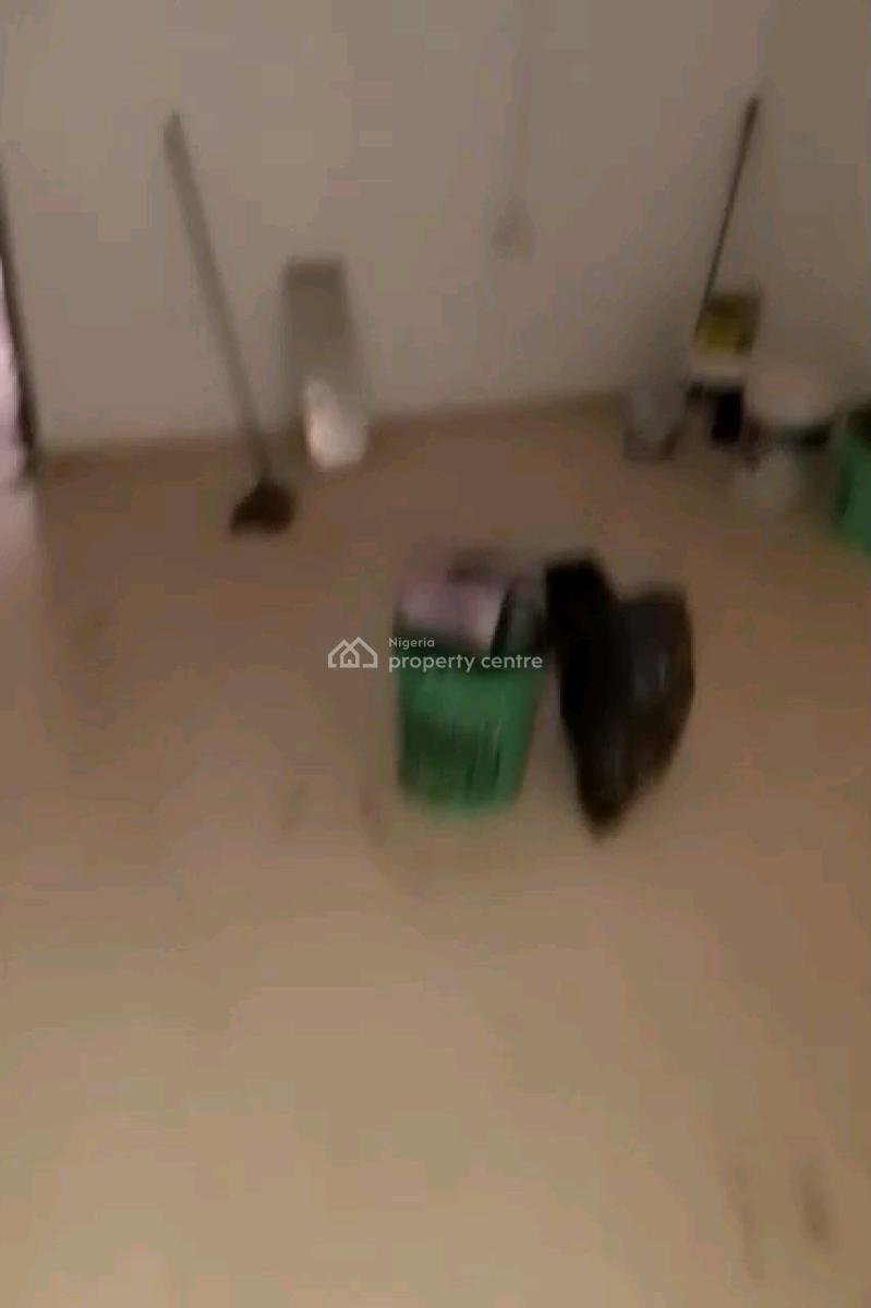 2 Bedroom Flat Ground Floor 2t,2b @, Moore Road Off Hebert Macaulay, Yaba, Lagos, Flat / Apartment for Rent
