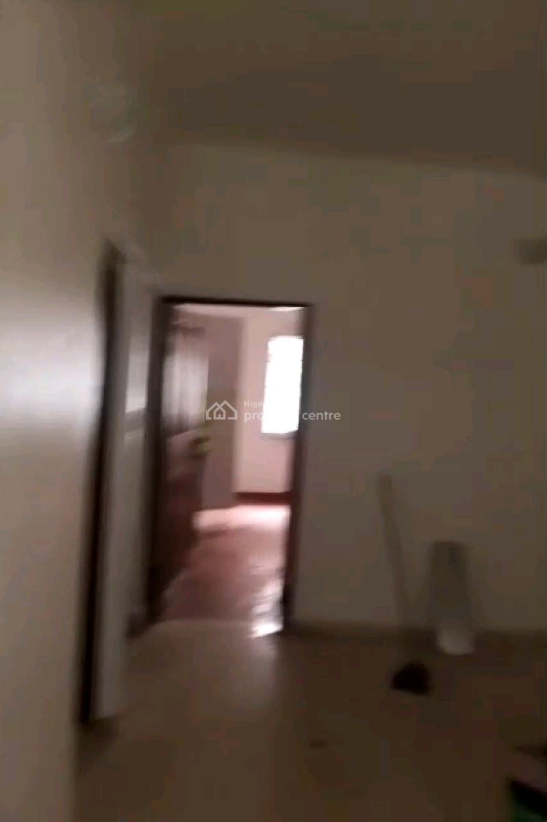 2 Bedroom Flat Ground Floor 2t,2b @, Moore Road Off Hebert Macaulay, Yaba, Lagos, Flat / Apartment for Rent