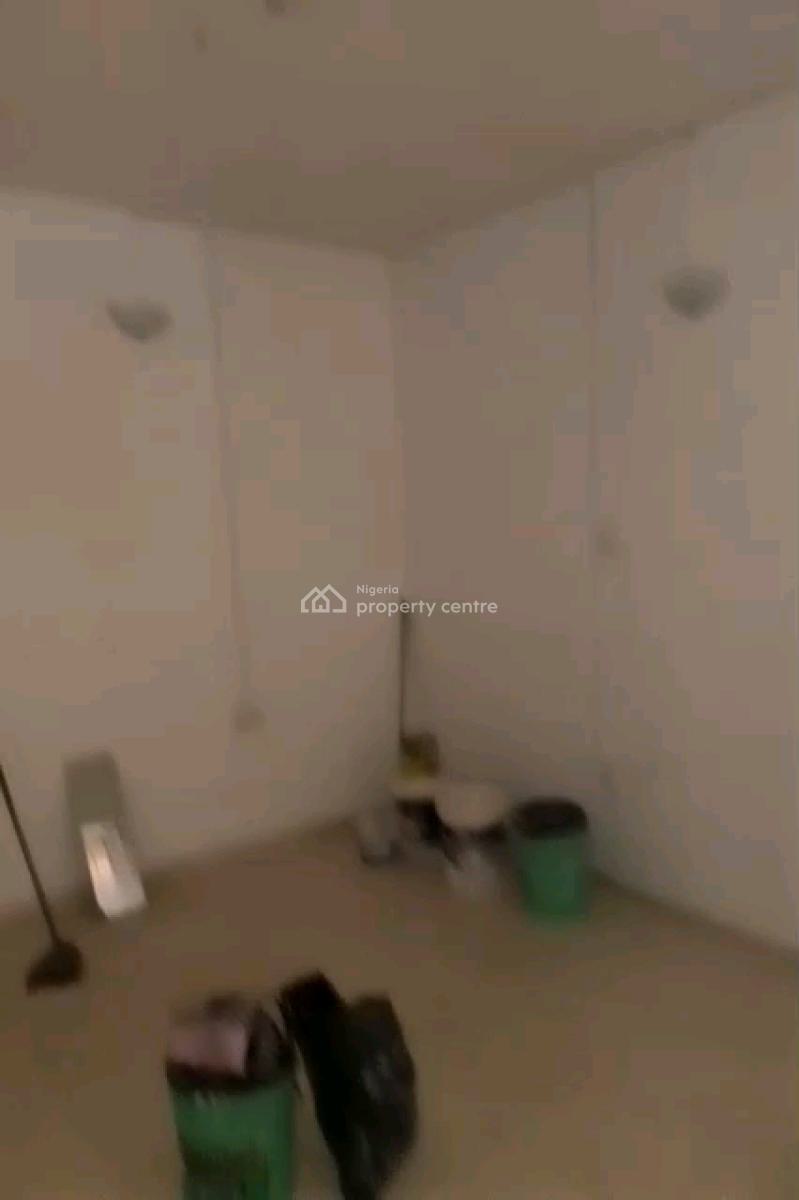 2 Bedroom Flat Ground Floor 2t,2b @, Moore Road Off Hebert Macaulay, Yaba, Lagos, Flat / Apartment for Rent