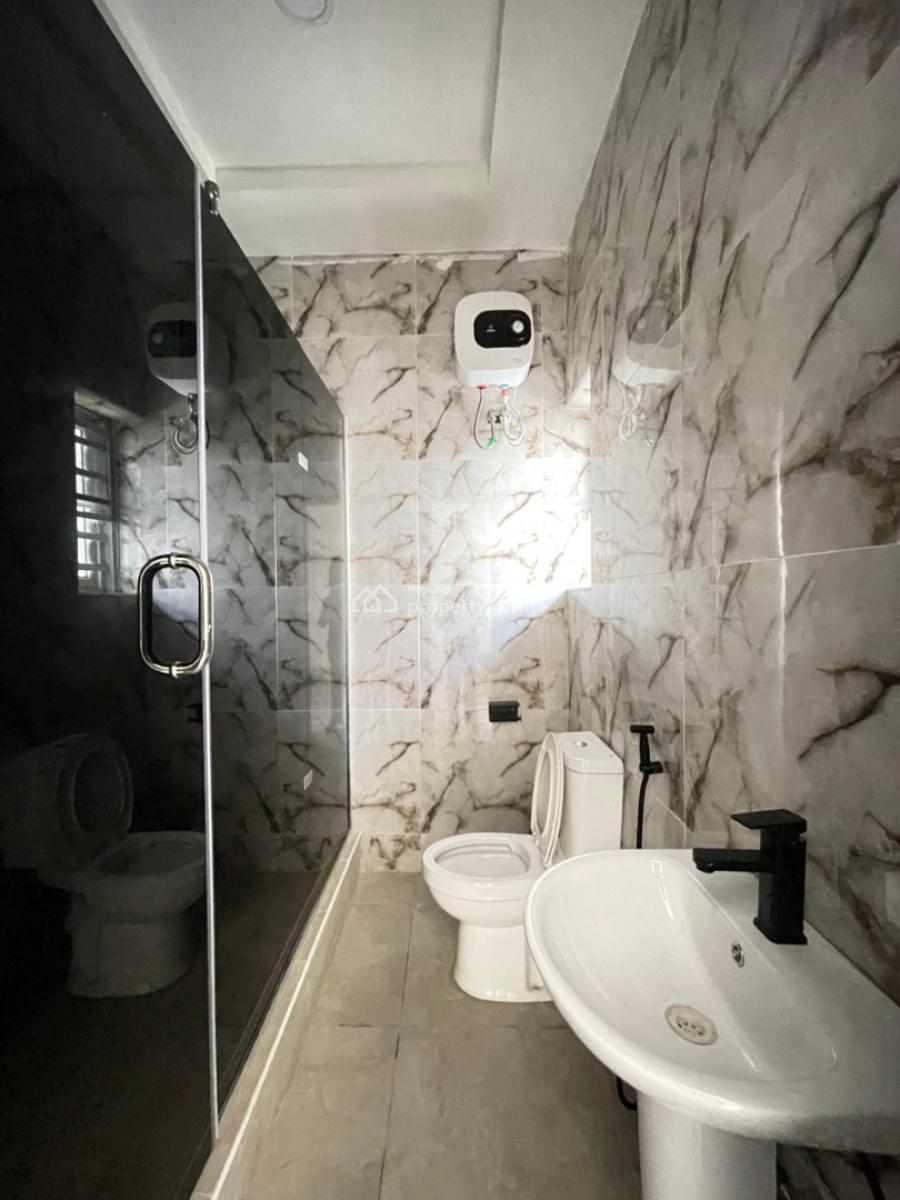 Beautifully Fitted 3 Bedroom Luxury Terrace Duplex, Mobil Road Lekki, Ajah, Lagos, Terraced Duplex for Sale
