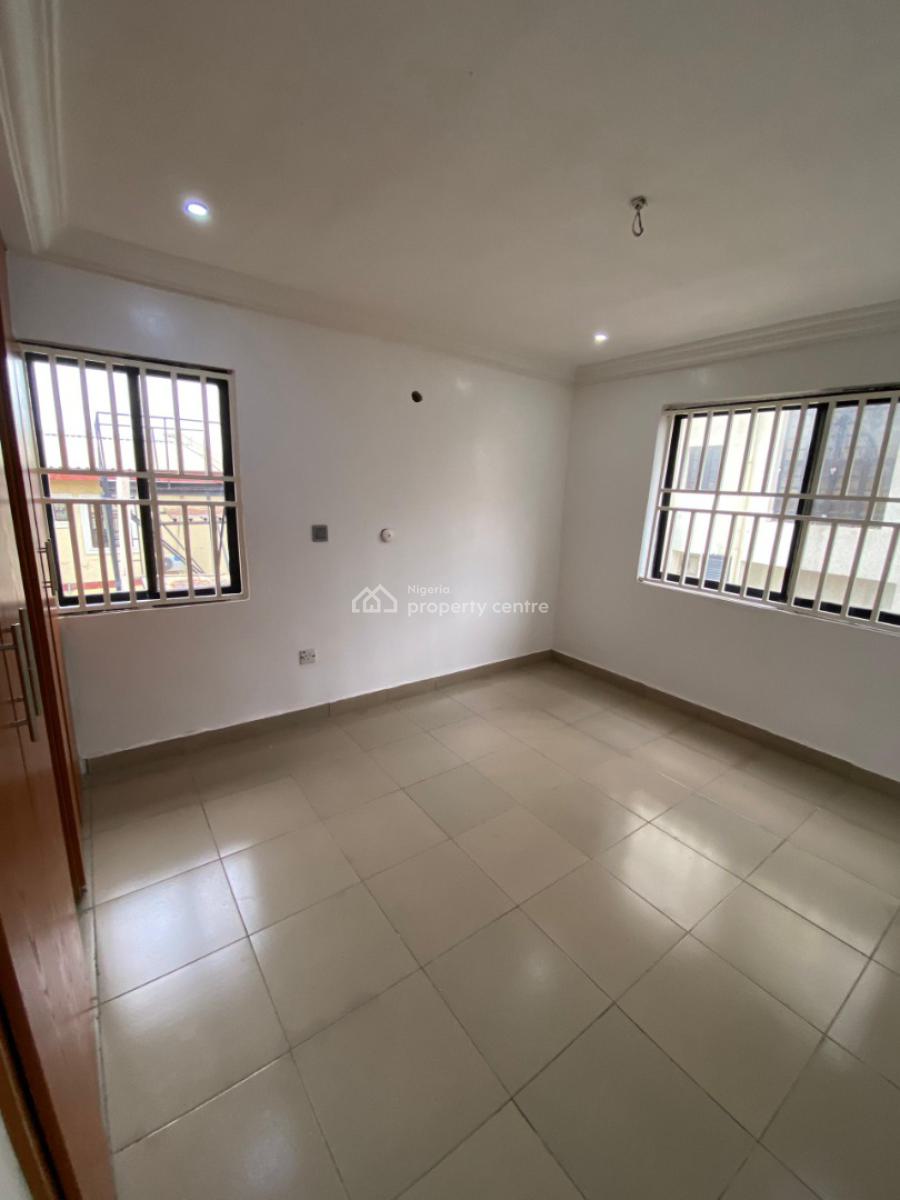 Tastefully Renovated 3 Bedrooms Flat, Maitama Main, Maitama District, Abuja, Flat / Apartment for Rent