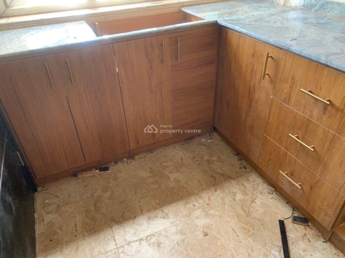 Luxury 3 Bedroom Apartment, Off Sani Abacha Road, Gra Phase 3, Port Harcourt, Rivers, Flat / Apartment for Rent