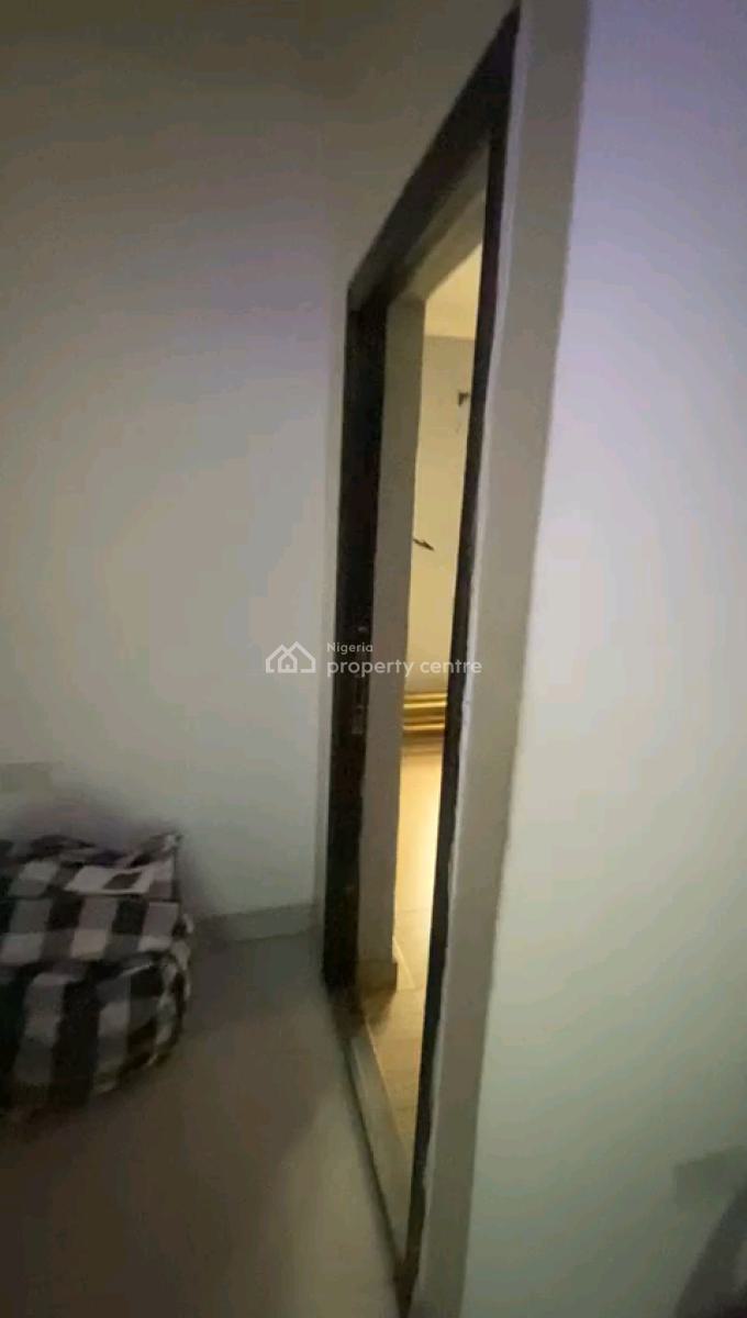 2bedrm Upflat All Room En-suite with Guest Toilet, Close to R Jolad, Gbagada, Lagos, Flat / Apartment for Rent