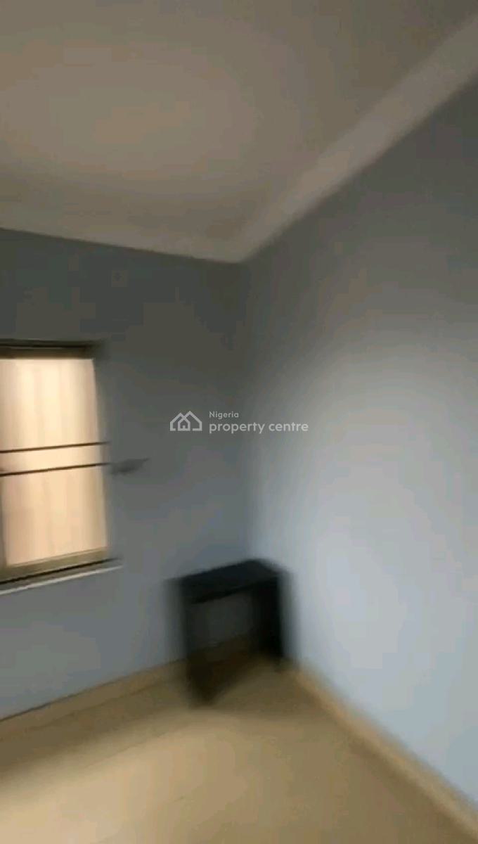 2bedrm Upflat All Room En-suite with Guest Toilet, Close to R Jolad, Gbagada, Lagos, Flat / Apartment for Rent