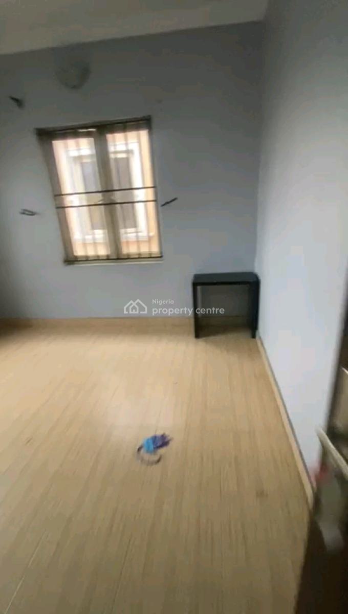 2bedrm Upflat All Room En-suite with Guest Toilet, Close to R Jolad, Gbagada, Lagos, Flat / Apartment for Rent