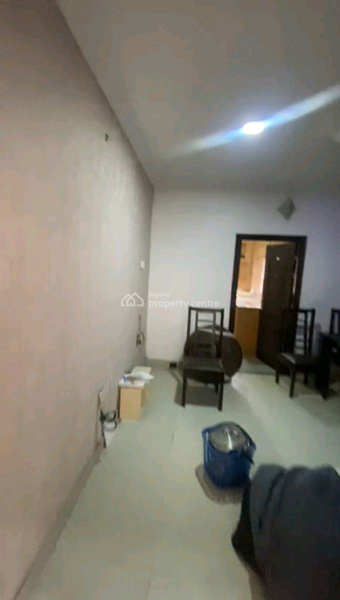 2bedrm Upflat All Room En-suite with Guest Toilet, Close to R Jolad, Gbagada, Lagos, Flat / Apartment for Rent