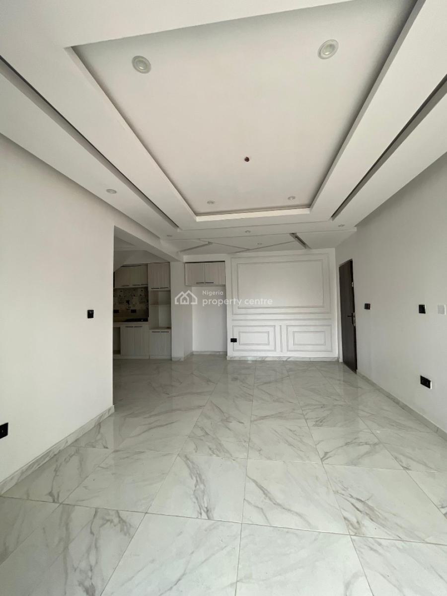 Pristine 3 Bedroom Maisonette with Spacious Balcony and Access to Gym, Lekki Phase 1, Lekki, Lagos, Flat / Apartment for Sale