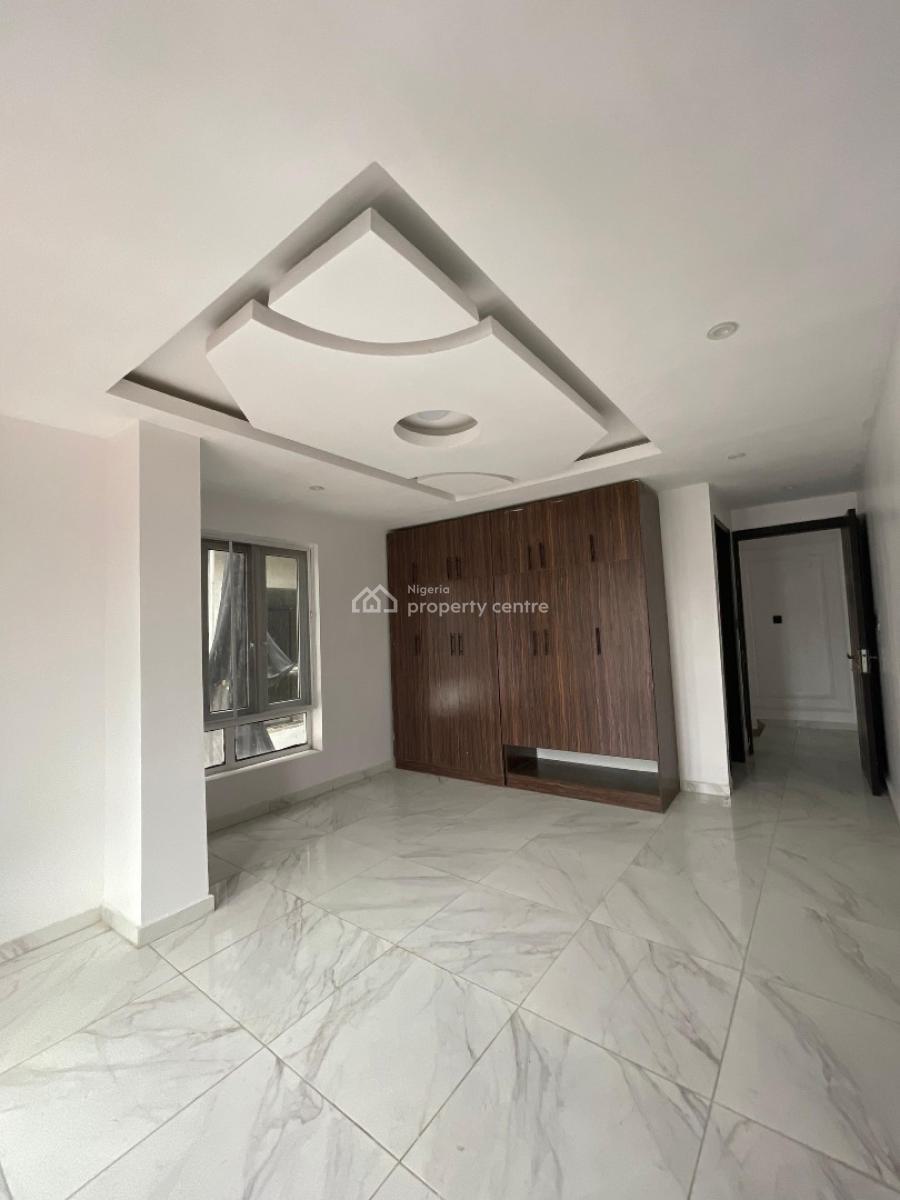 Pristine 3 Bedroom Maisonette with Spacious Balcony and Access to Gym, Lekki Phase 1, Lekki, Lagos, Flat / Apartment for Sale