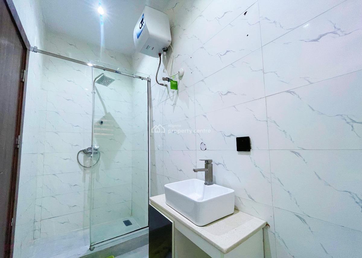 Luxury 2 Bedroom Apartment, Ajao Estate, Ikeja, Lagos, Flat / Apartment Short Let