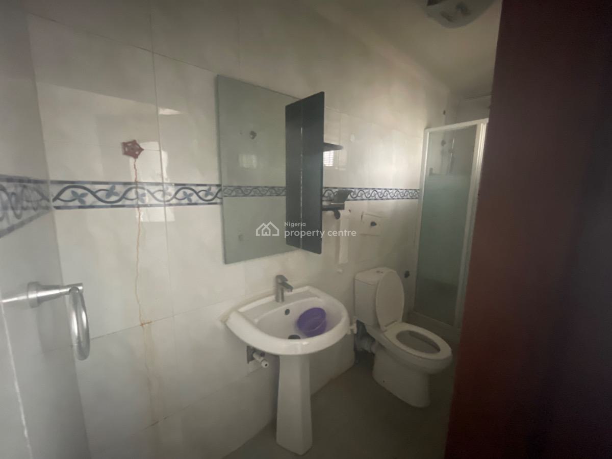 a Well Maintained 4bedroom Terrace with Bq, Lekki Phase 1, Lekki, Lagos, Terraced Duplex for Rent