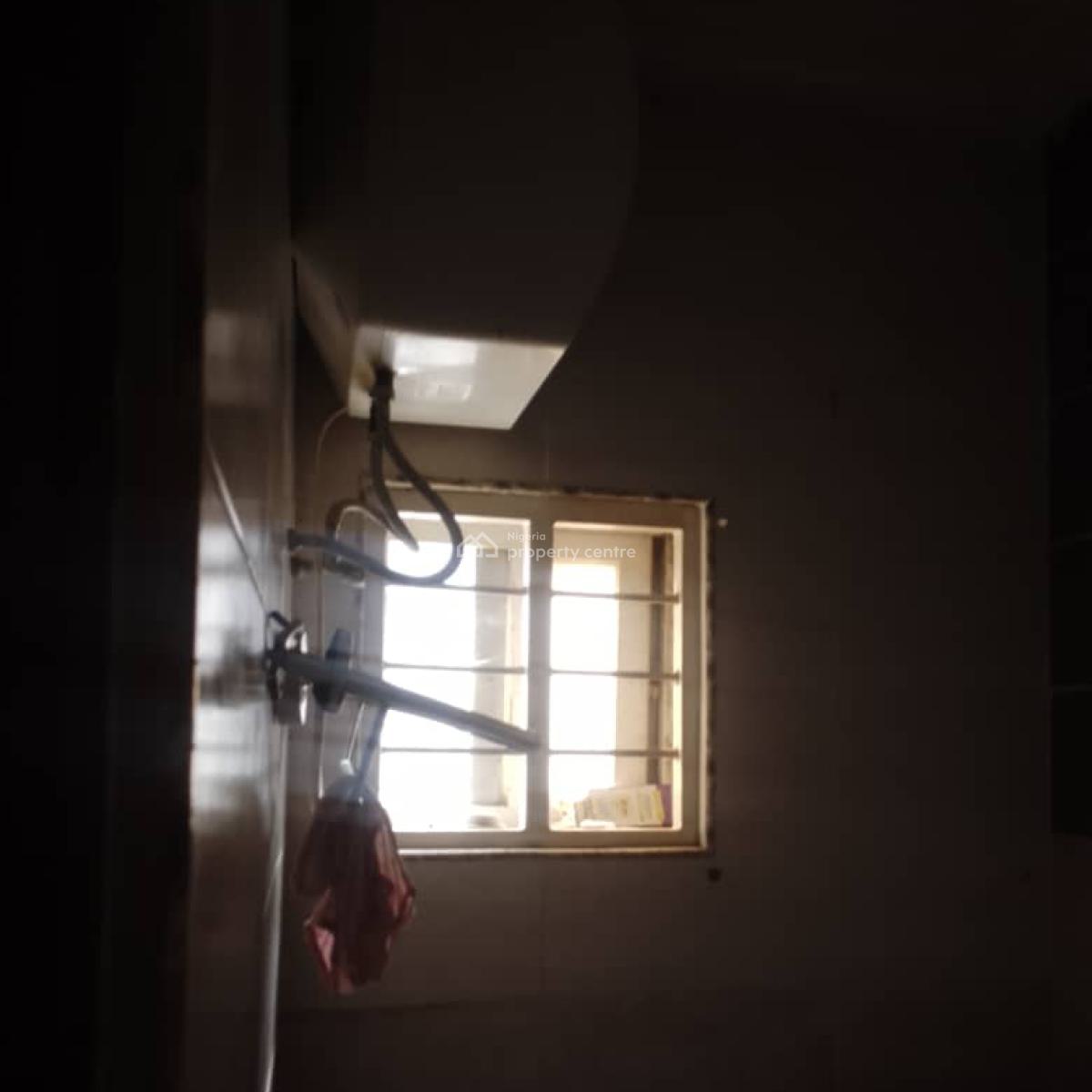 Standard 3bedroom Flat, 6th Avenue, Gwarinpa, Abuja, Flat / Apartment for Rent