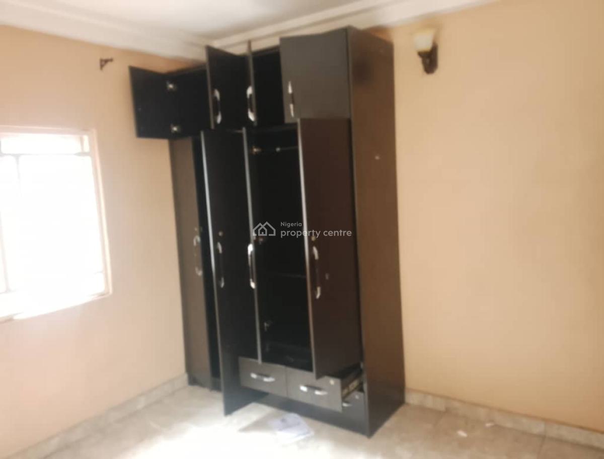 Standard 3bedroom Flat, 6th Avenue, Gwarinpa, Abuja, Flat / Apartment for Rent