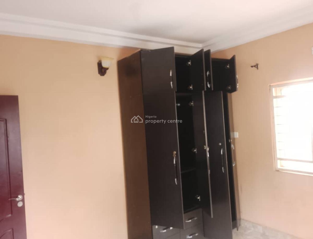 Standard 3bedroom Flat, 6th Avenue, Gwarinpa, Abuja, Flat / Apartment for Rent