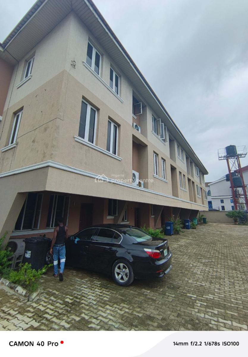 a Room Selfcon Shared Kitchen with One Person, Off Kusenla Rd, Lekki Phase 1, Lekki, Lagos, Self Contain (single Rooms) for Rent