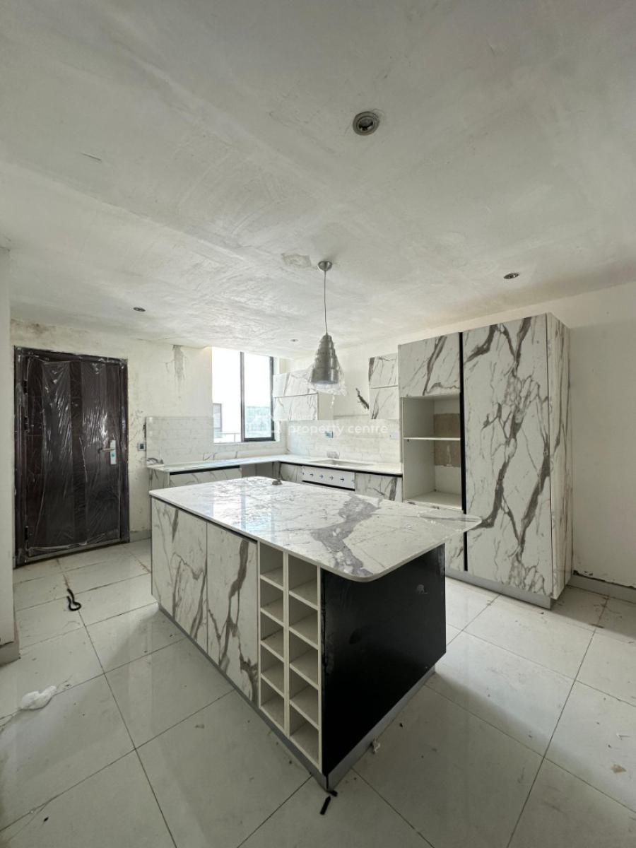 Exquisite 3-bedroom Penthouse, Lekki Phase 1, Lekki, Lagos, Flat / Apartment for Sale