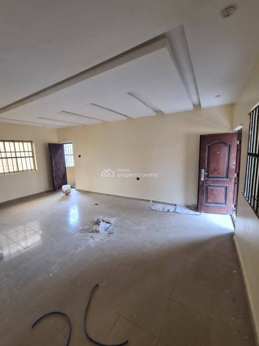 Newly Built 3 Bedroom Apartments in a Very Secured Gated Est, Itire-ikate, Surulere, Lagos, Flat / Apartment for Rent