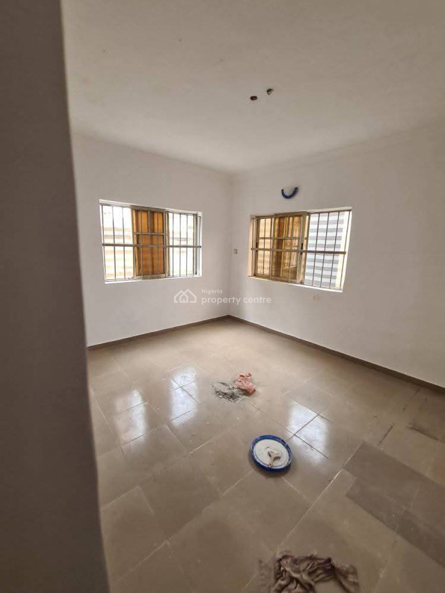 Newly Built 3 Bedroom Apartments in a Very Secured Gated Est, Itire-ikate, Surulere, Lagos, Flat / Apartment for Rent