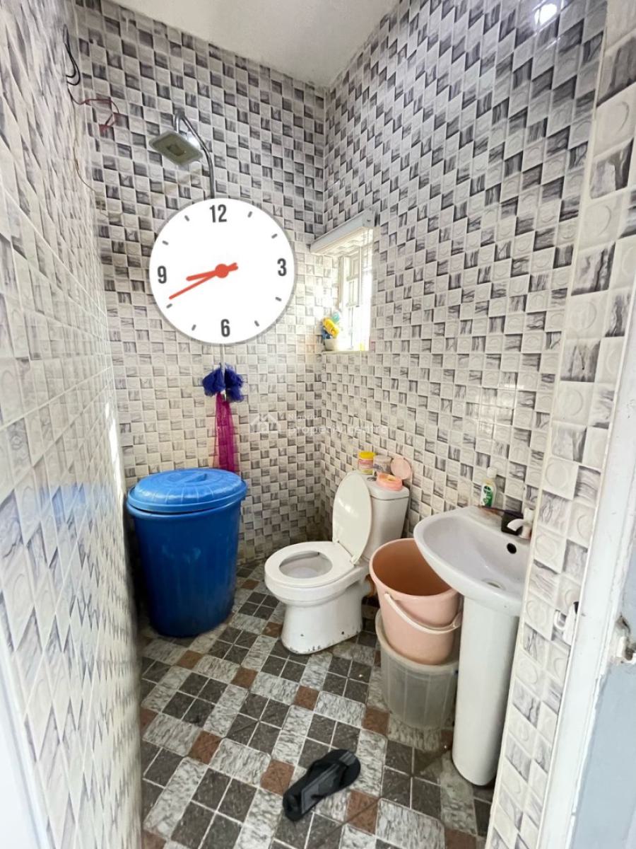 Clean and Spacious 2 Bedroom  Apartment Unfurnished, Sangotedo, Ajah, Lagos, Flat / Apartment for Rent