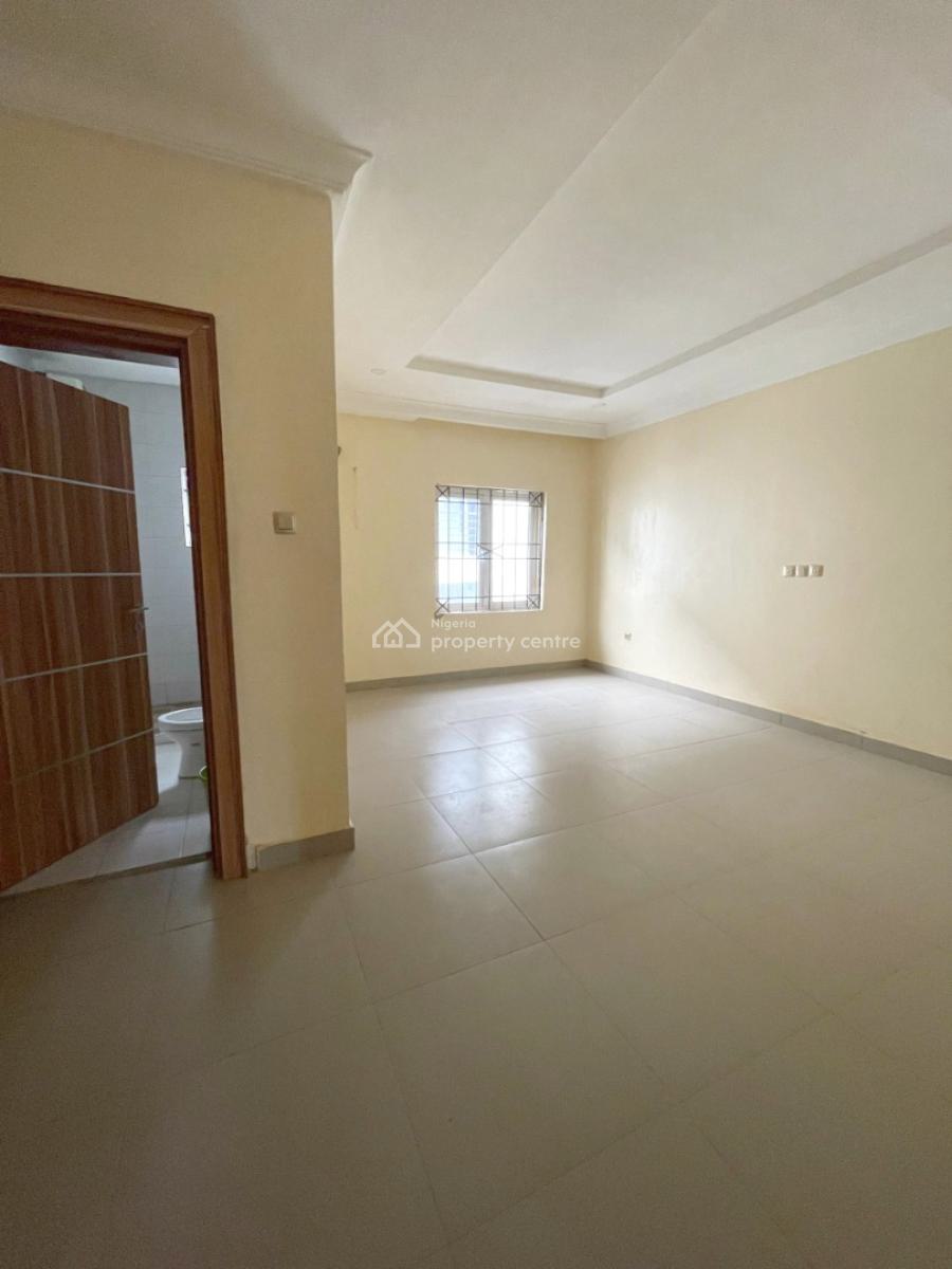 4 Bedroom Terrace Duplex with Bq in Cool Location, Guzape District, Abuja, Terraced Duplex for Rent