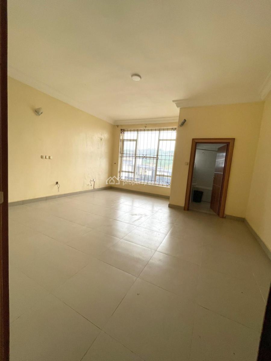 4 Bedroom Terrace Duplex with Bq in Cool Location, Guzape District, Abuja, Terraced Duplex for Rent