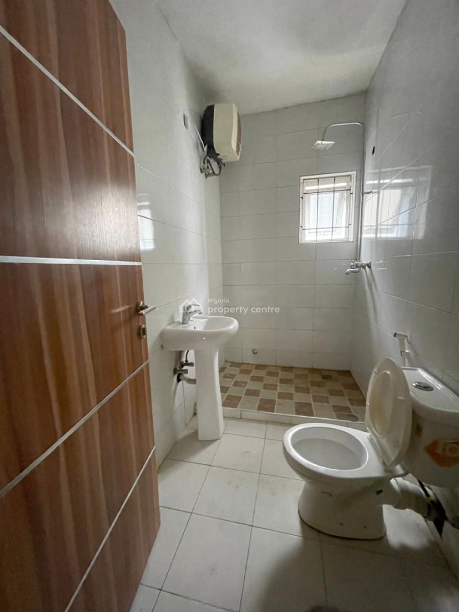4 Bedroom Terrace Duplex with Bq in Cool Location, Guzape District, Abuja, Terraced Duplex for Rent