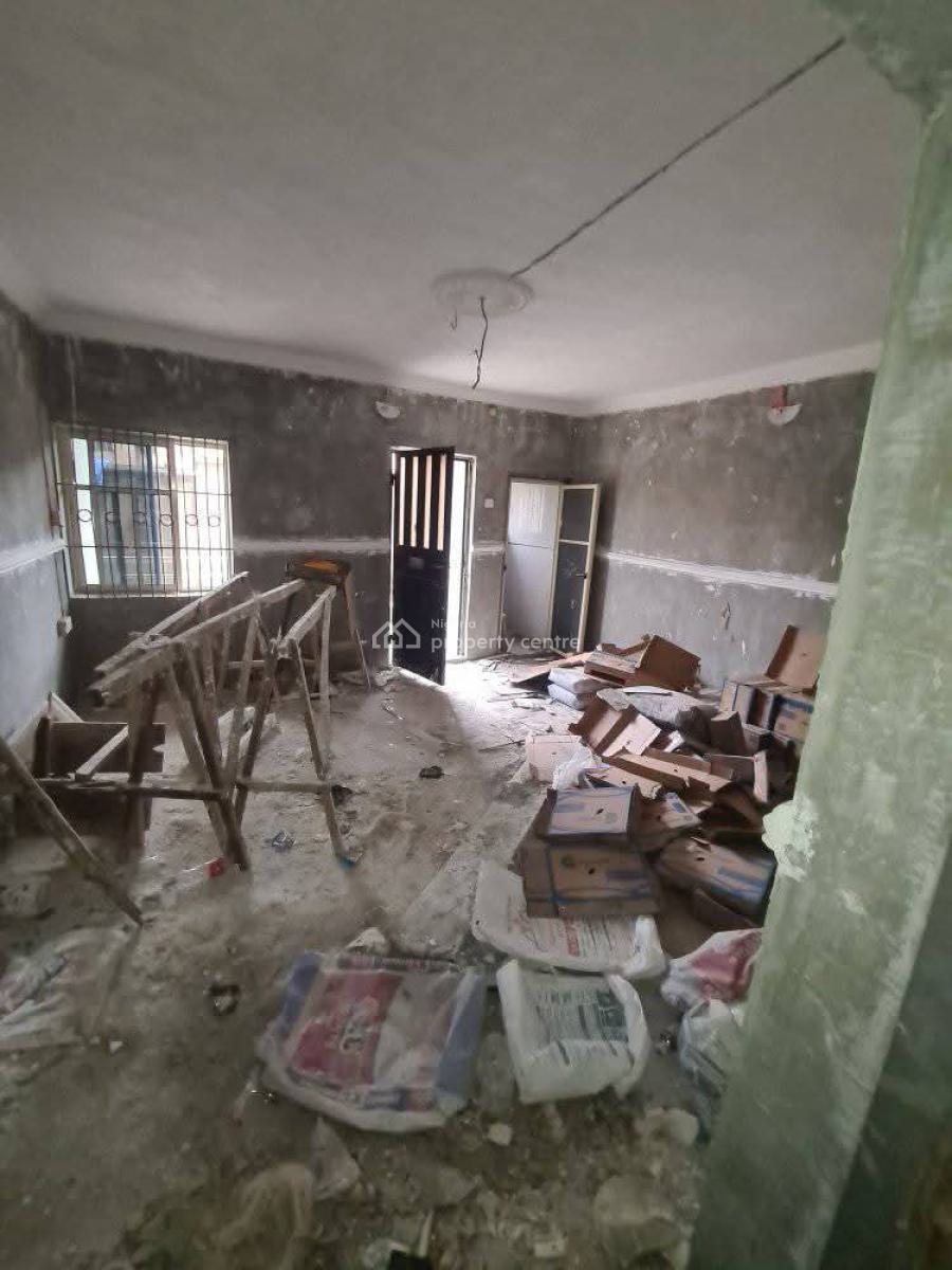 2 Bedroom Apartments, Yaba, Lagos, Flat / Apartment for Rent