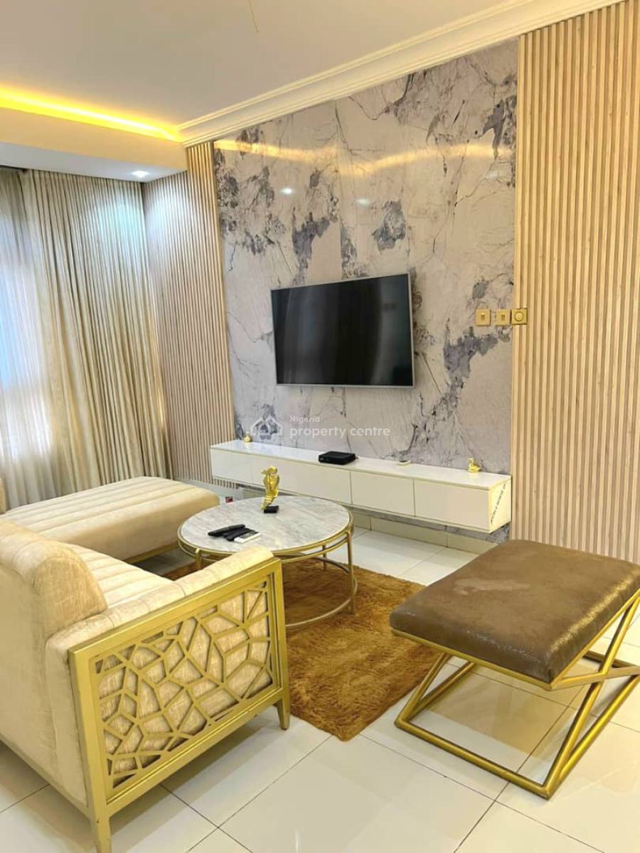 Luxurious 2-bedroom Apartment with Snooker and Double Balcony, Lekki Phase 1, Lekki, Lagos, Flat / Apartment Short Let