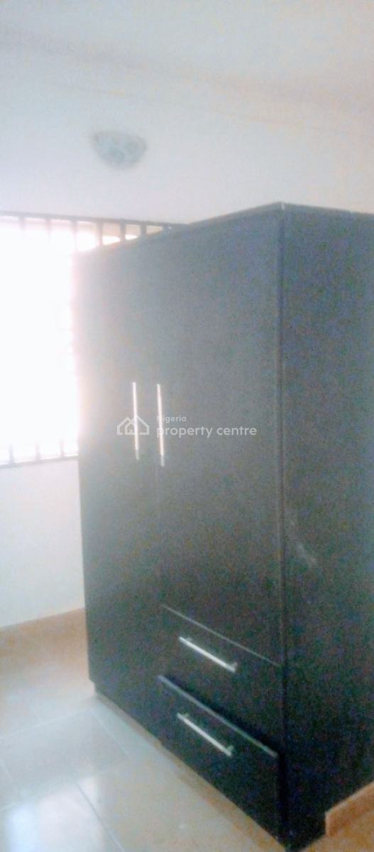 Sophisticated Neatly Revamped Spacious 3 Bedroom Flat, Majek Estate Opp Fara Park Estate/lufasi Nature Park, Sangotedo Ajah, Sangotedo, Ajah, Lagos, Flat / Apartment for Rent