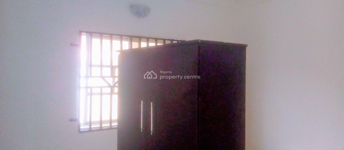 Sophisticated Neatly Revamped Spacious 3 Bedroom Flat, Majek Estate Opp Fara Park Estate/lufasi Nature Park, Sangotedo Ajah, Sangotedo, Ajah, Lagos, Flat / Apartment for Rent
