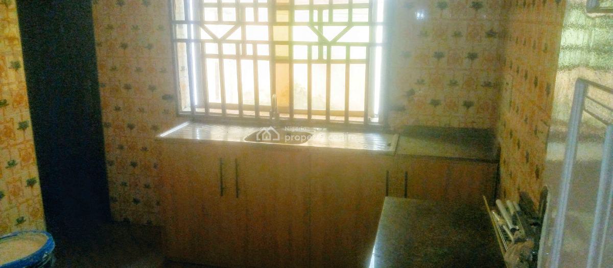 Sophisticated Neatly Revamped Spacious 3 Bedroom Flat, Majek Estate Opp Fara Park Estate/lufasi Nature Park, Sangotedo Ajah, Sangotedo, Ajah, Lagos, Flat / Apartment for Rent