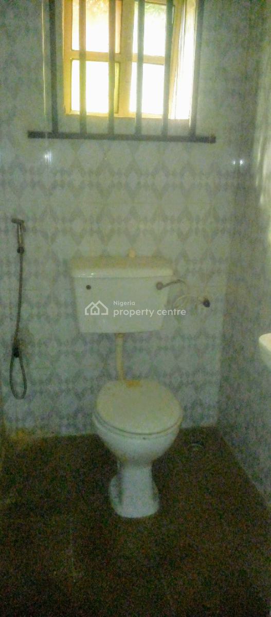 Sophisticated Neatly Revamped Spacious 3 Bedroom Flat, Majek Estate Opp Fara Park Estate/lufasi Nature Park, Sangotedo Ajah, Sangotedo, Ajah, Lagos, Flat / Apartment for Rent