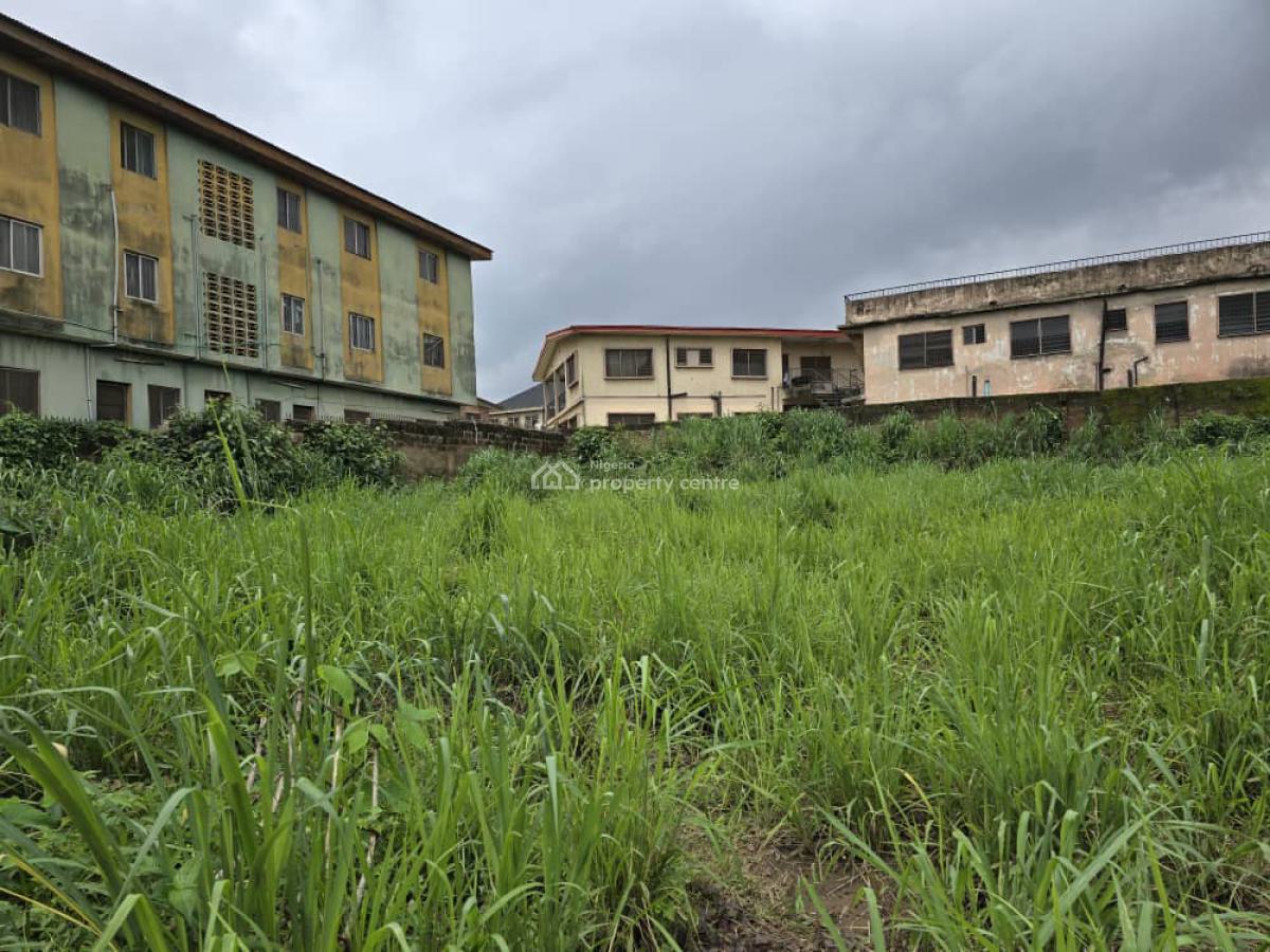 Fenced 893sqm of Land in a Serene Location, Oni and Sons Area, Challenge, Ibadan, Oyo, Mixed-use Land for Sale