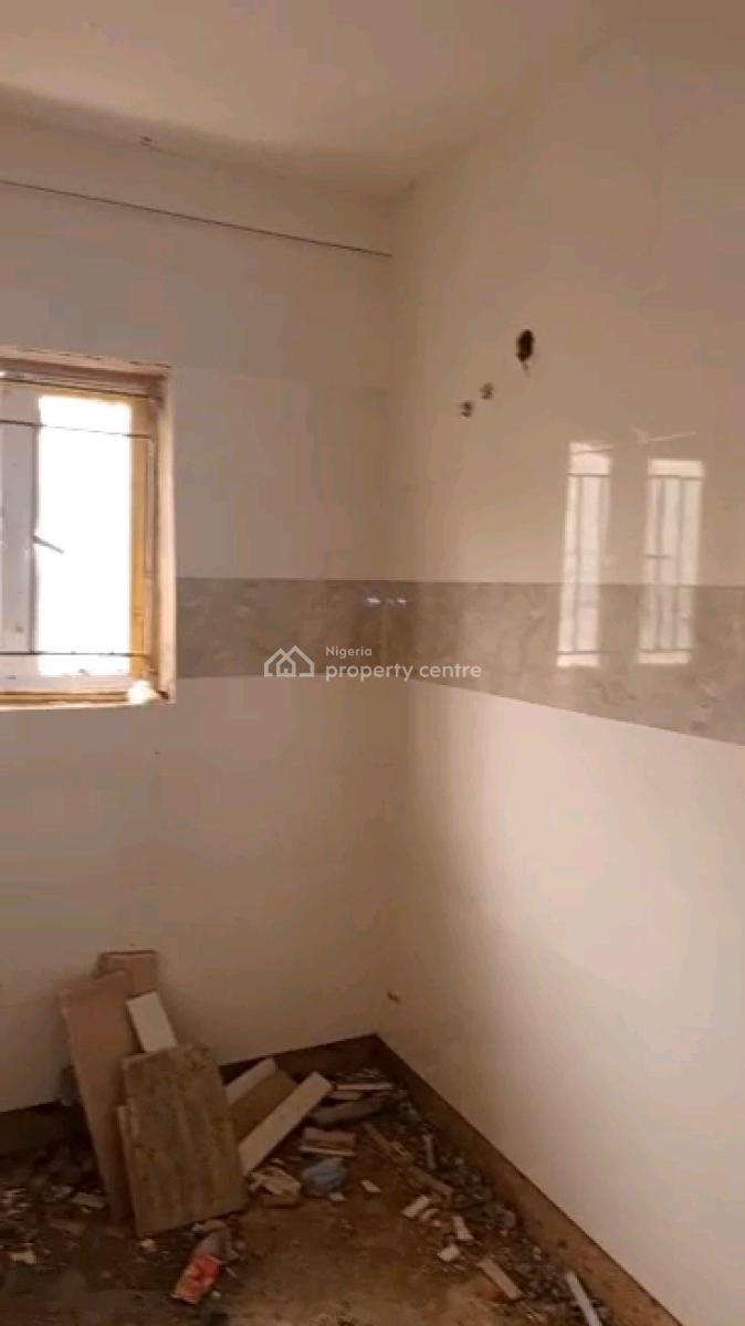 Newly Built Spacious N Nicely Finished 3 Bedroom Up Flat, Medina Estate, Medina, Gbagada, Lagos, Flat / Apartment for Sale