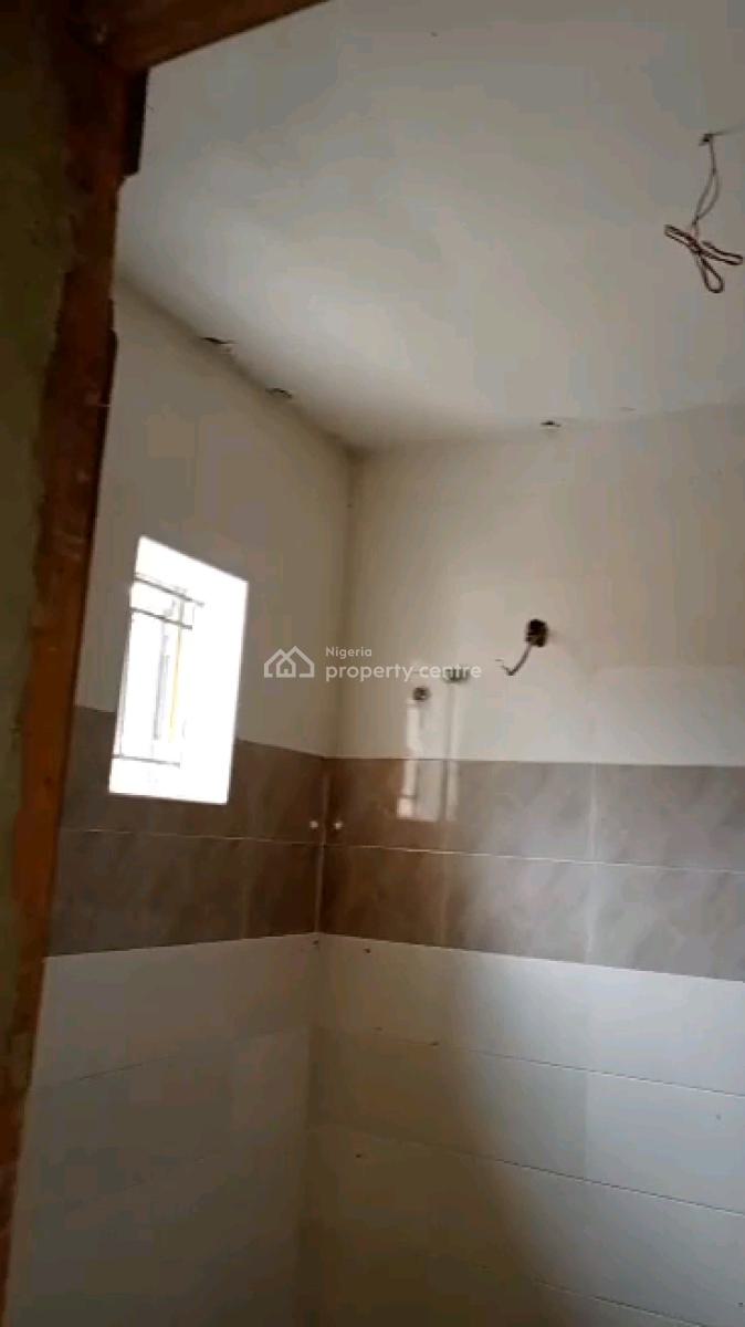 Newly Built Spacious N Nicely Finished 3 Bedroom Up Flat, Medina Estate, Medina, Gbagada, Lagos, Flat / Apartment for Sale